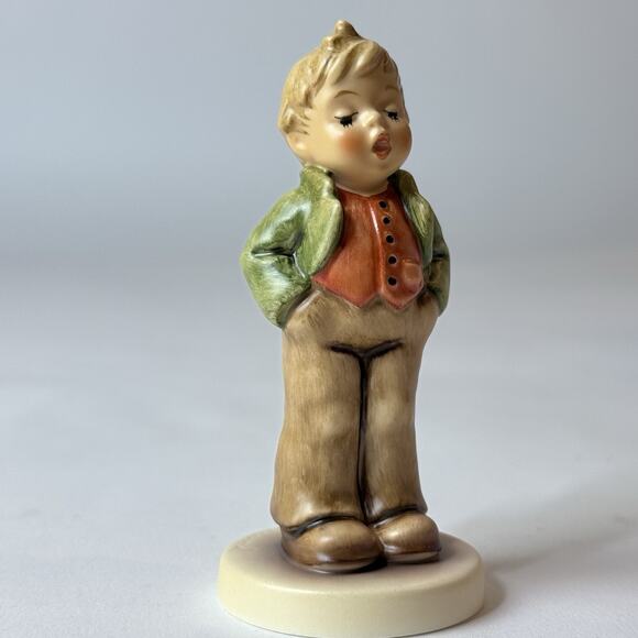 Hummel Figurine 848 Steadfast Soprano M I Hummel Club Membership 2005 2006‎ T90 - Picture 6 of 8